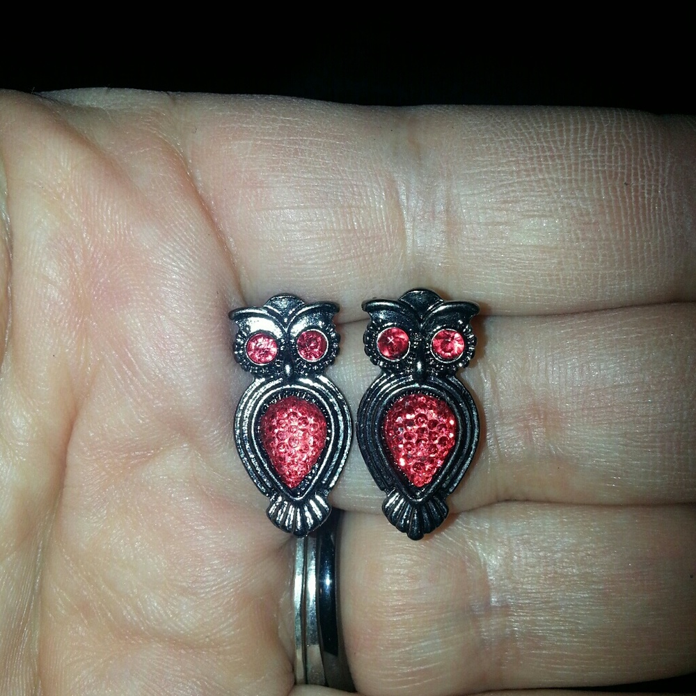 Red owl earrings